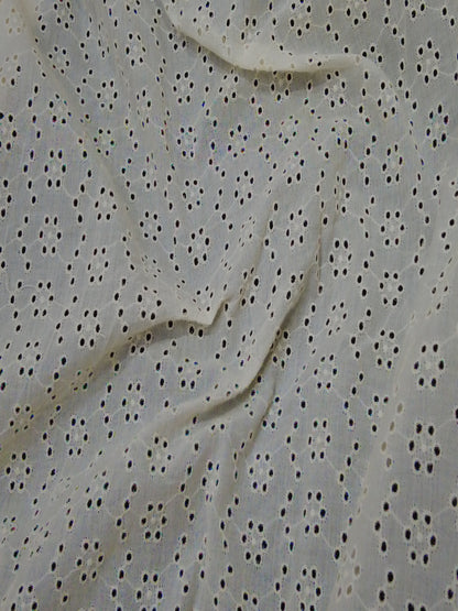 Kora small flower pattern dyeable Schiffli Embroidered Fabric