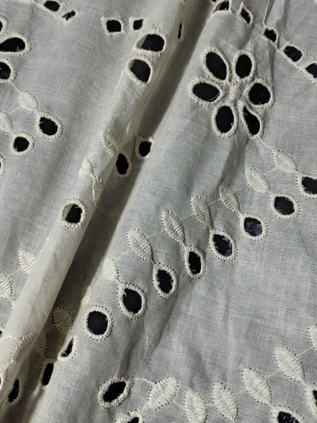 3 Line Design Schiffli Embrooidered Fabric