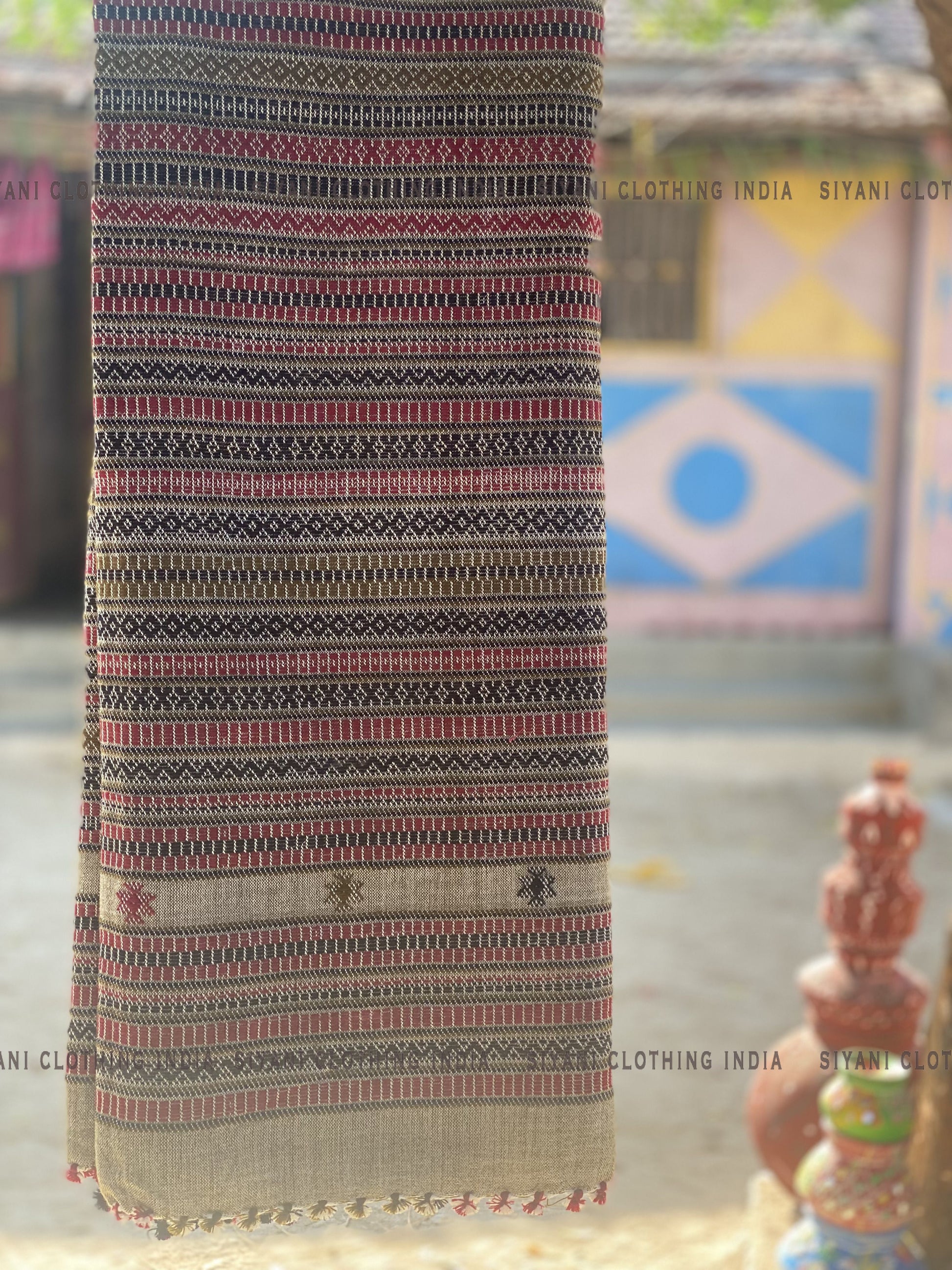 Siyani Beige Pure Wool Embroidered Handmade Shawl